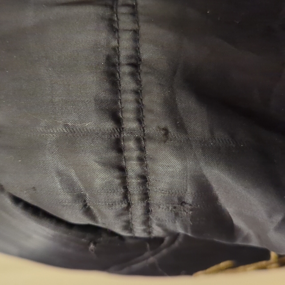 Vintage Coogi Puffer Jacket with Removable Faux Fur lined hood Size Medium - Picture 11 of 14